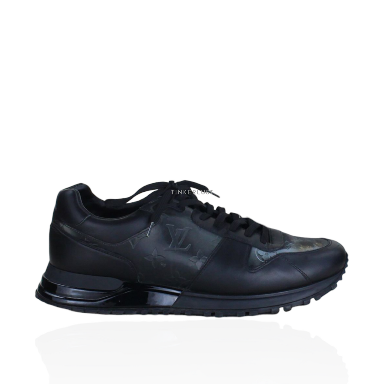 sepatu sneakers Louis Vuitton Run Away Black Sneakers Tinkerlust
